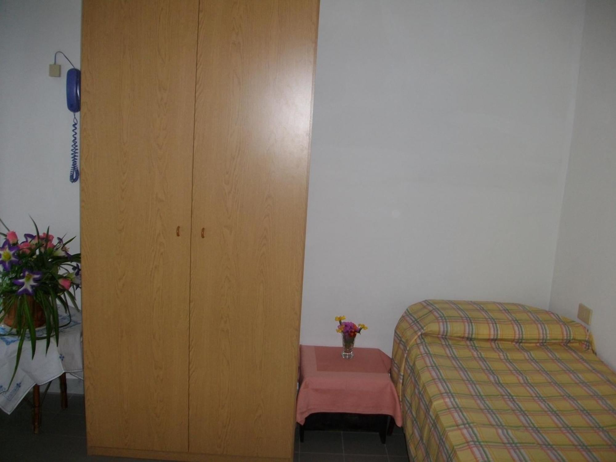 Hotel Alberta Massa  Habitación foto